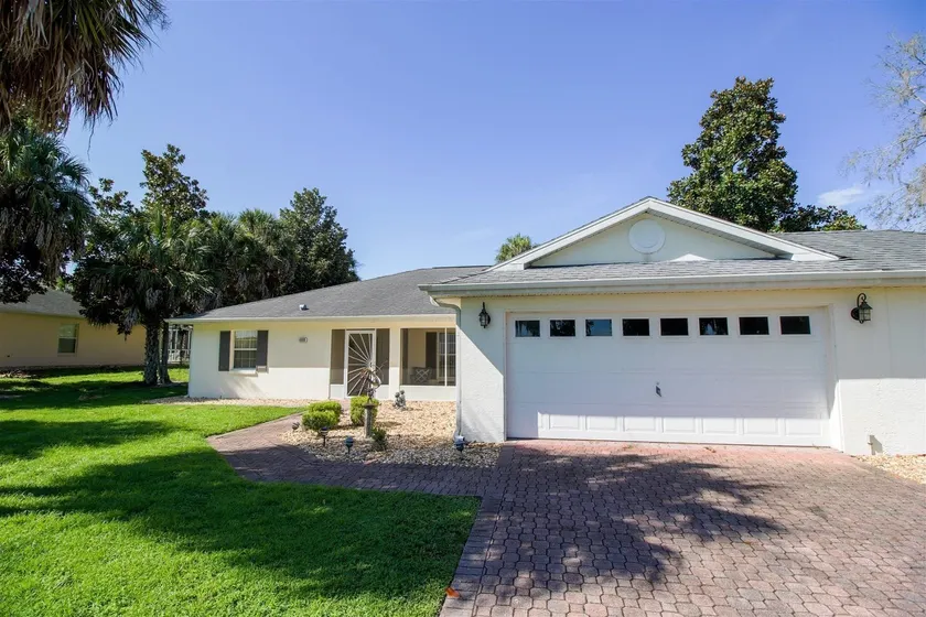 Four Bedroom Comfort Villa 4668 - Image 1