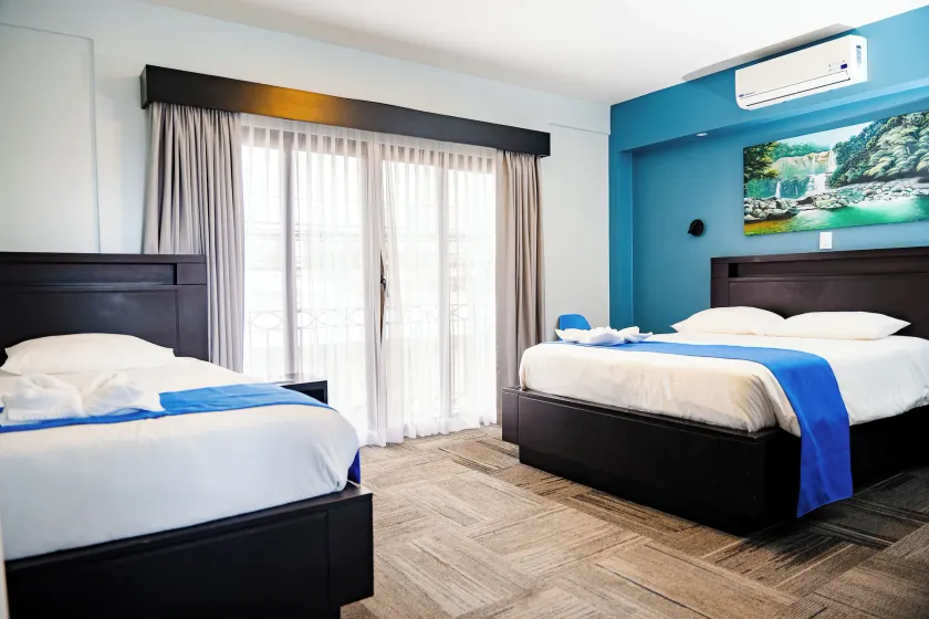 Hotel Luckys - Image 1
