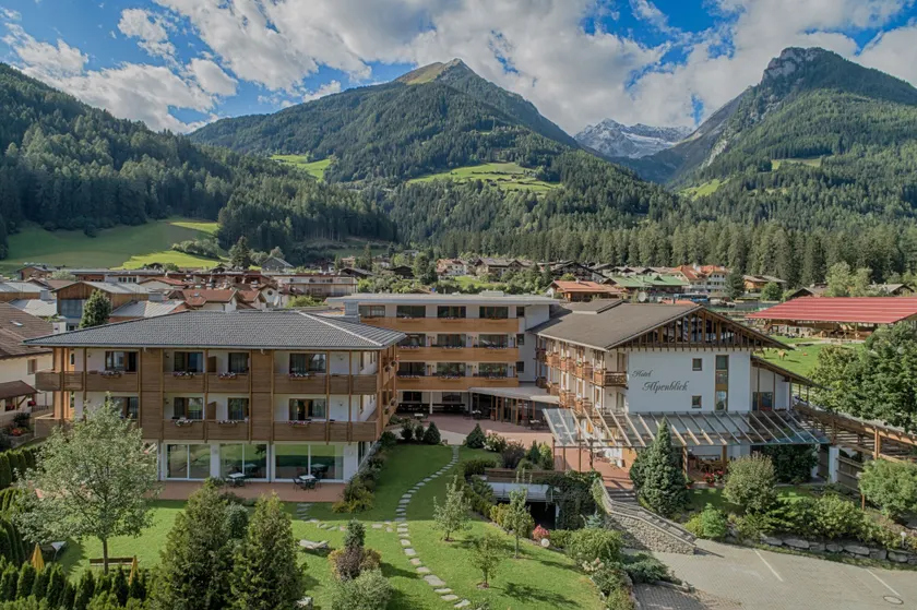 Hotel Alpenblick - Image 1