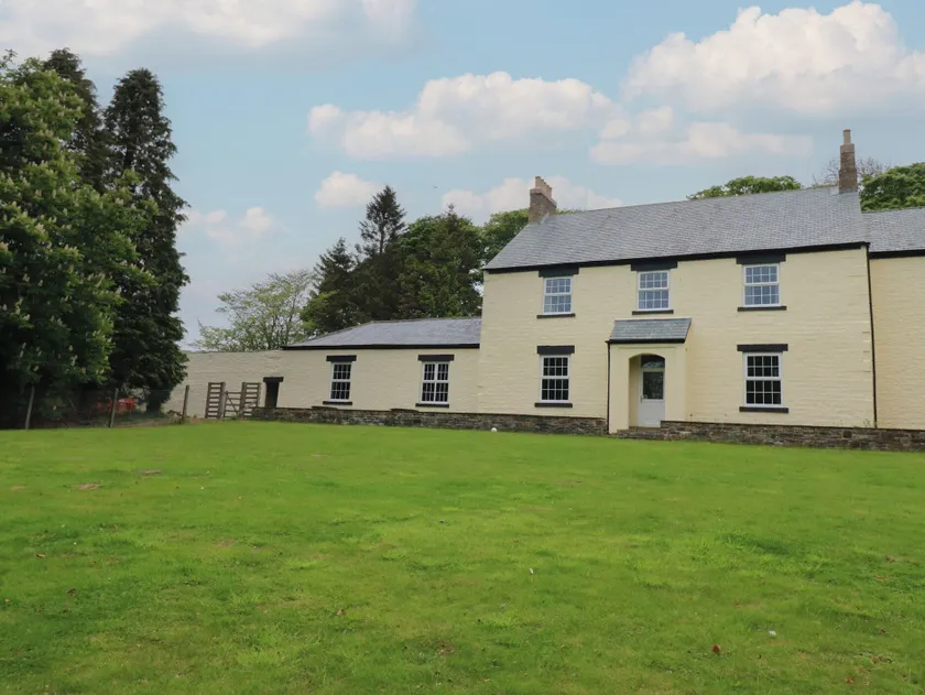 Nenthead House - Image 1