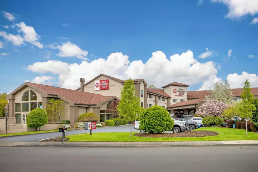 Best Western Plus Mill Creek Inn - Image 1
