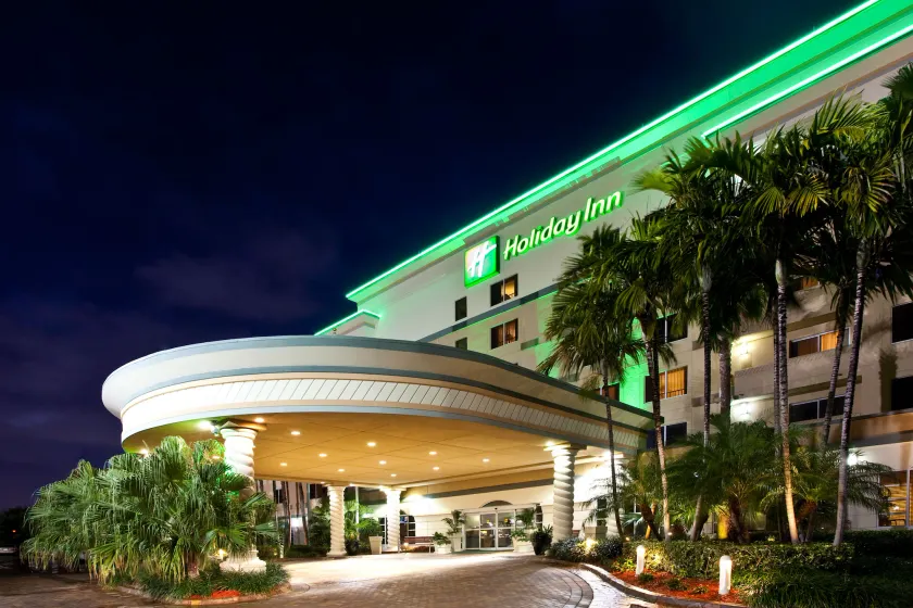 Holiday Inn Fort Lauderdale Airport by IHG - Image 1