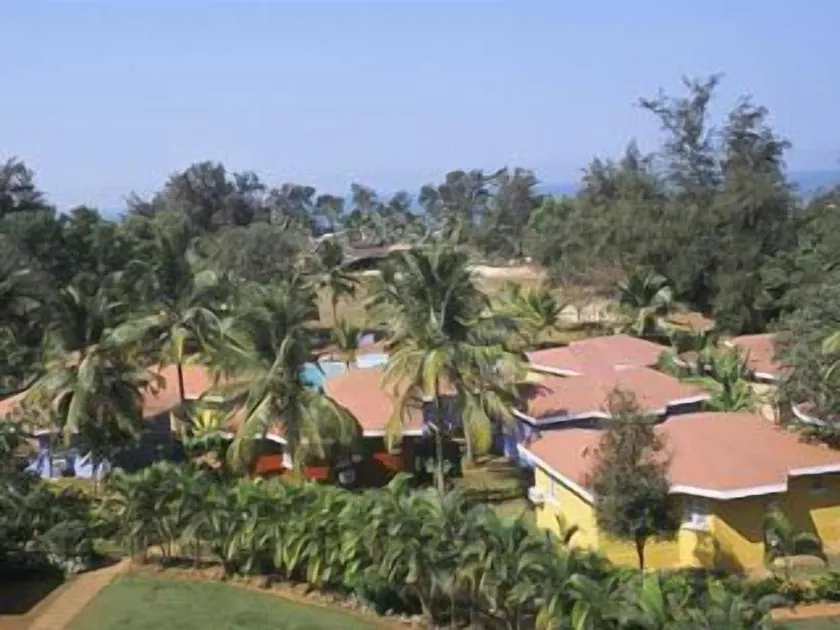 Varca Palms Beach Resort - Image 1