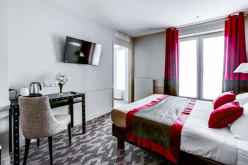 Hotel d'Amiens - Image 1