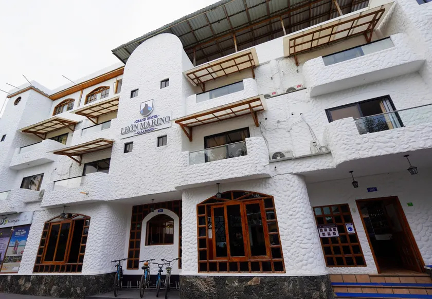 Grand Hotel Leon Marino Galapagos - Image 1