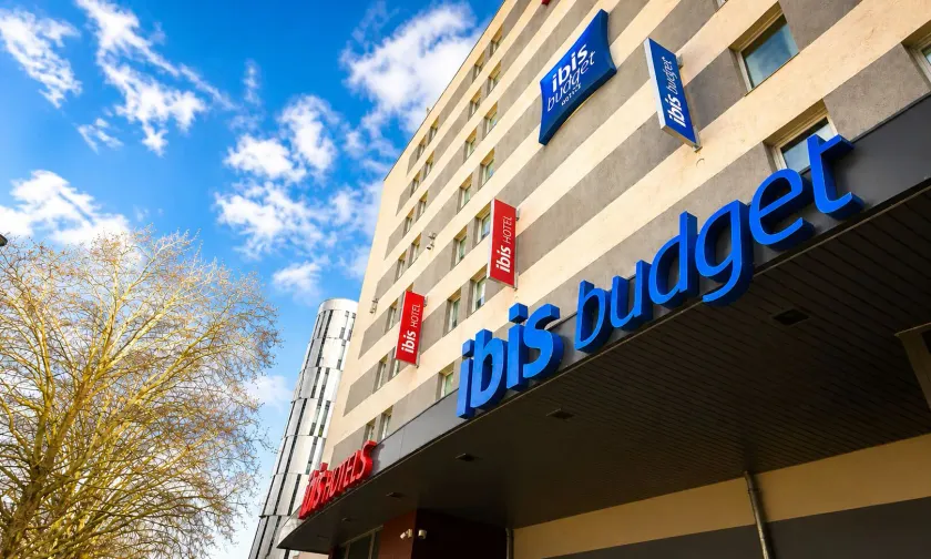 Ibis budget Dijon Centre Clemenceau - Image 1