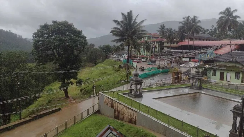 Padmashree lodge - Image 1