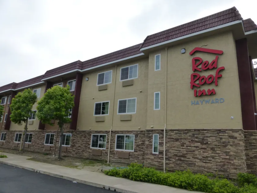 Red Roof Inn Hayward - Image 1