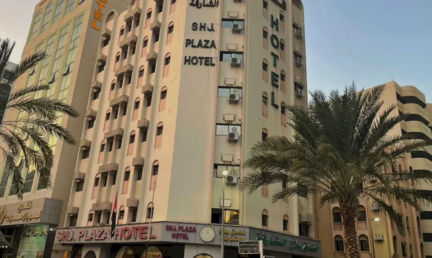 Sharjah Plaza Hotel - Image 1