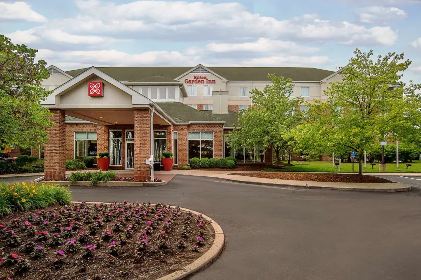 Hilton Garden Inn Chesterfield - Image 1