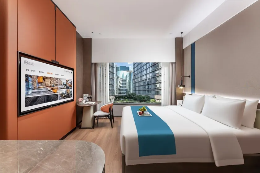 Fromk Huankai Hotel Guangzhou Zhengjia Square Tiyuxi Road Metro stop Branch-Provide shuttle buses for the Canton Fair - Image 1