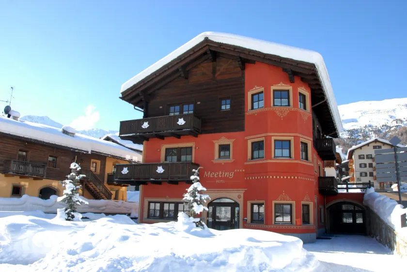 Hotel Meeting - Image 1