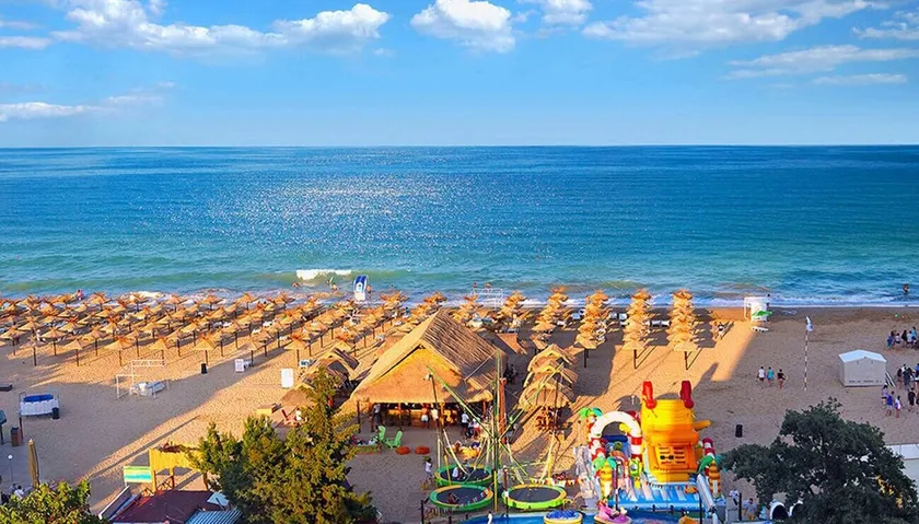 1-st Line Izvora Hotel Golden Sands - Image 1