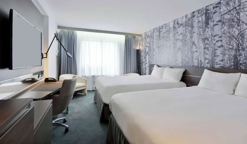 DoubleTree by Hilton Ottawa Downtown - Image 1