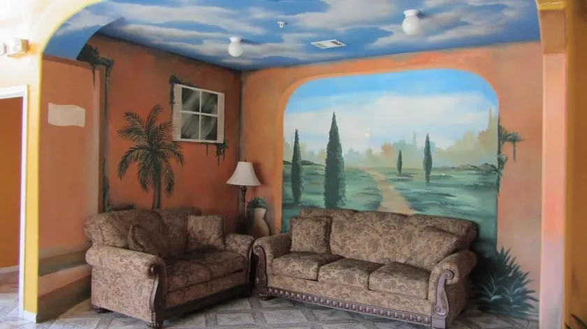 Regency Inn Porter - Image 1