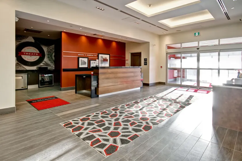Hampton Inn & Suites by Hilton Medicine Hat - Entrée intérieure
