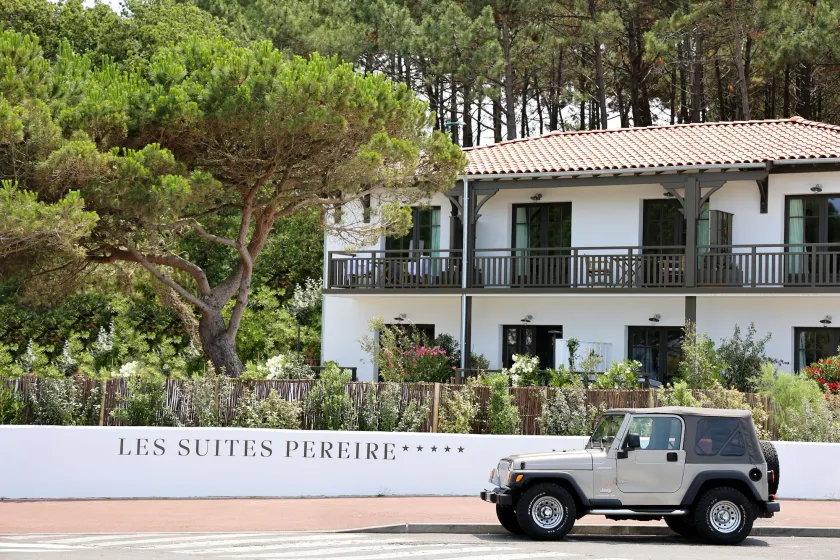 Residence Les Suites Pereire - Image 1