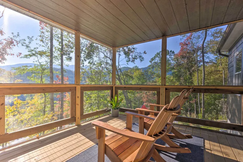 Panoramic Mtn Views & Hot Tub! Secluded Marion Gem - Image 1
