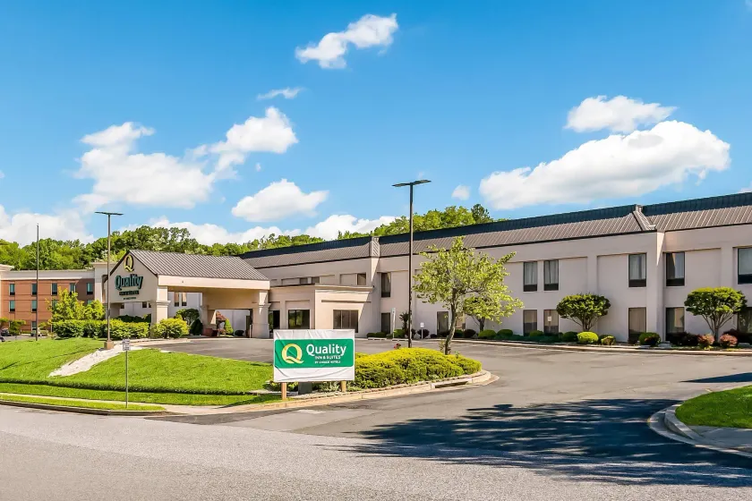 Quality Inn & Suites Bel Air I-95 Exit 77A - Image 1