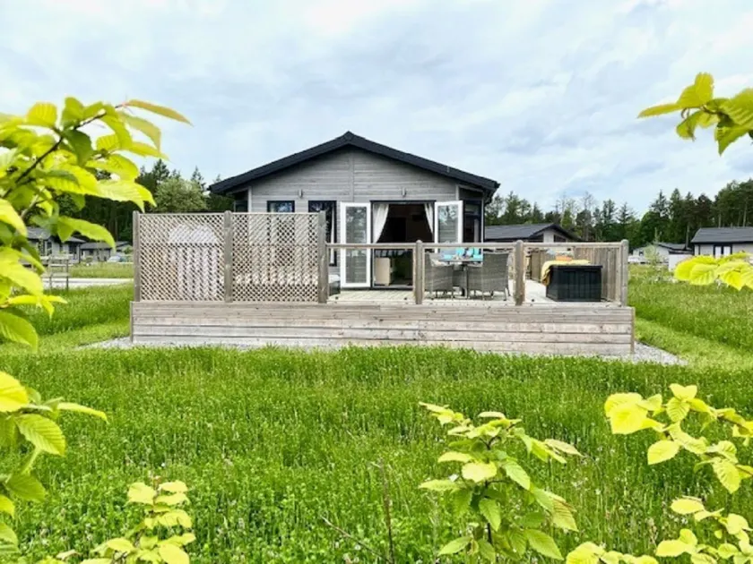 Classique-Lodge-SDB privée-With Hot Tub - Image 1