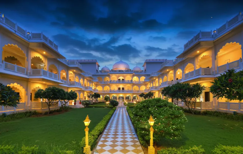 Anuraga Palace - Image 1