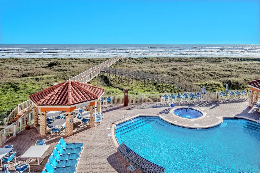 La Copa Inn Beach Hotel - Image 1