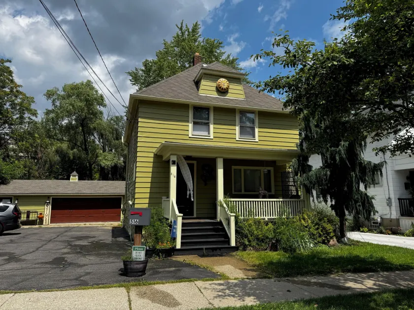 Washington House - Image 1