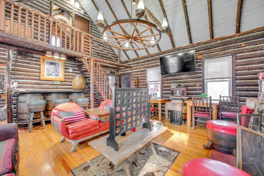 The Rustic Cabin - Image 1