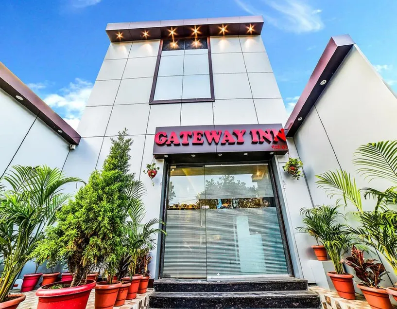 GATEWAY INN - Image 1