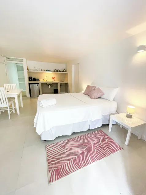 Ocean Spray Apartments - Image 1