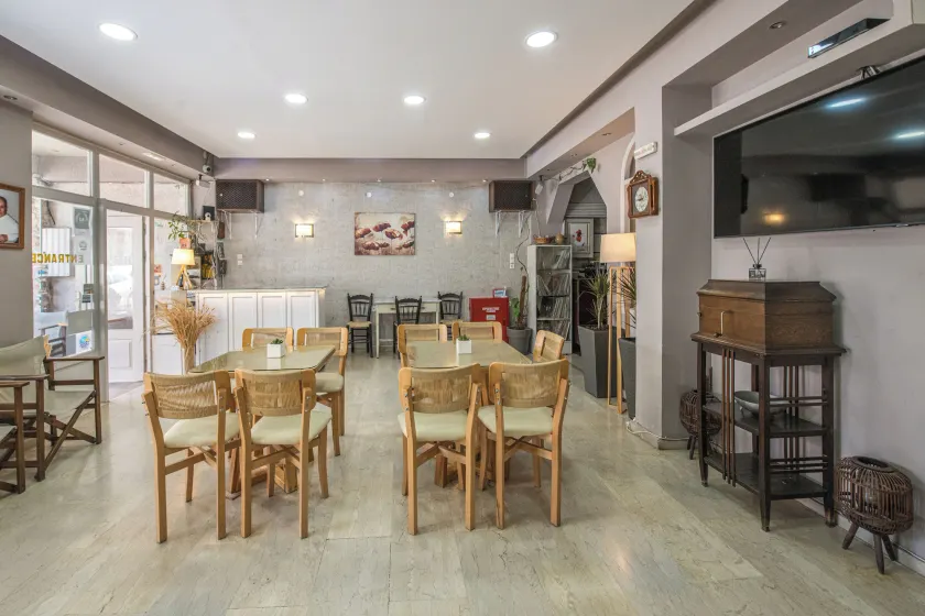 Bikakis Family Apartments - Image 1