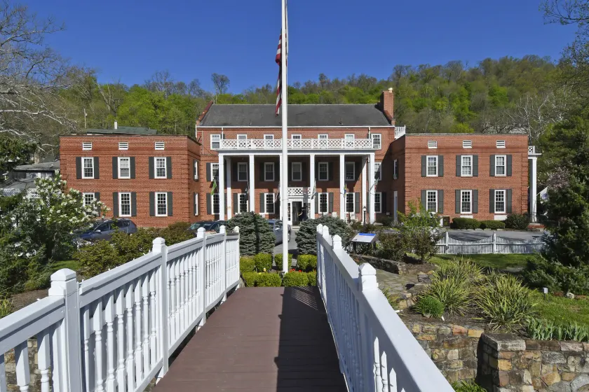 The Country Inn of Berkeley Springs - Image 1