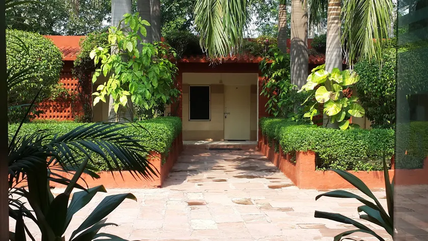 Hotel Sheela, 100m from Taj Mahal - Image 1
