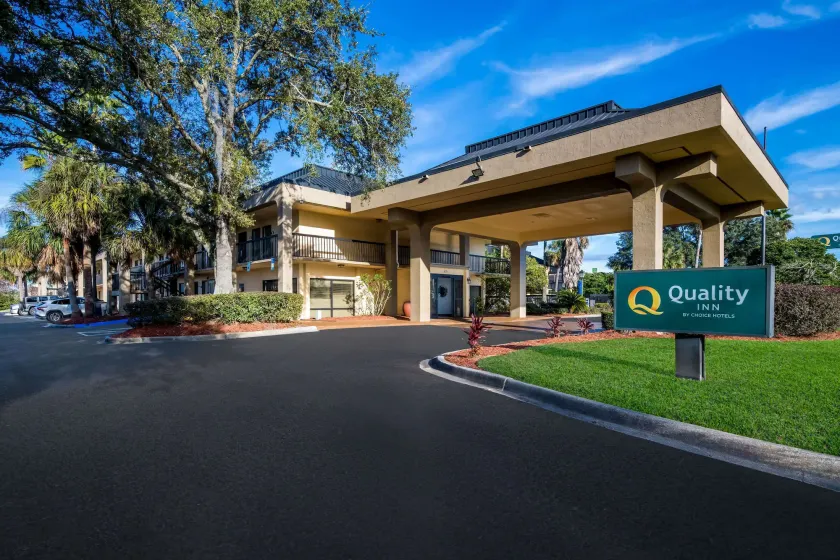 Quality Inn Orange Park Jacksonville - Image 1