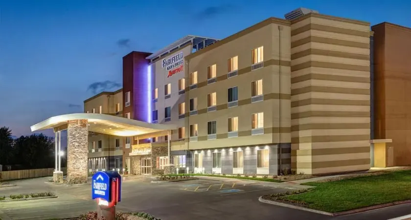 Fairfield Inn & Suites by Marriott Dallas Plano North - Image 1