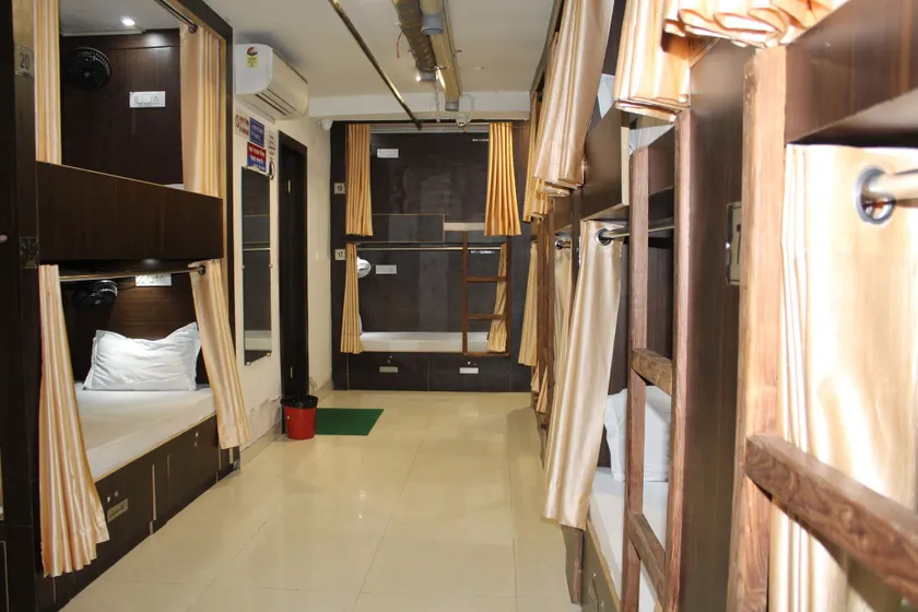 PARADISE AC DORMITORY - Image 1