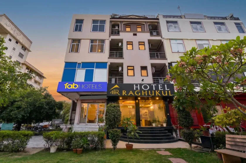 FabHotel Raghukul - Nr Chokhi Dhani - Image 1
