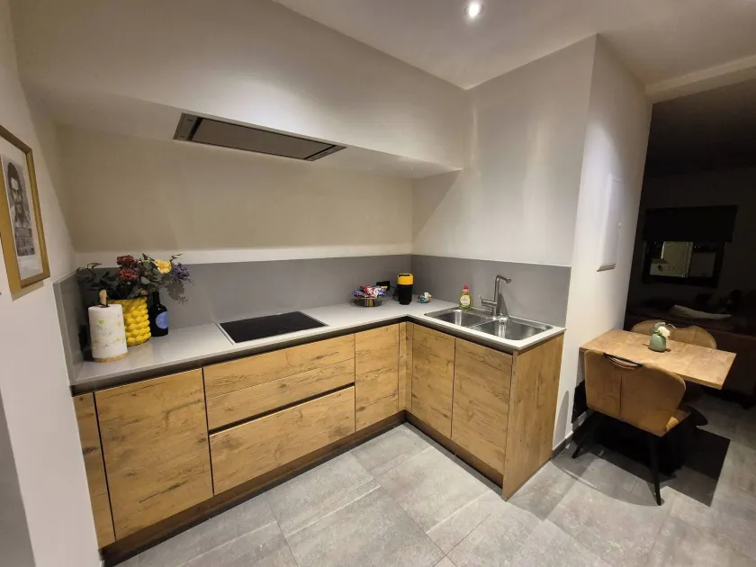 Modern Apartment in a Prime Location! - Image 1