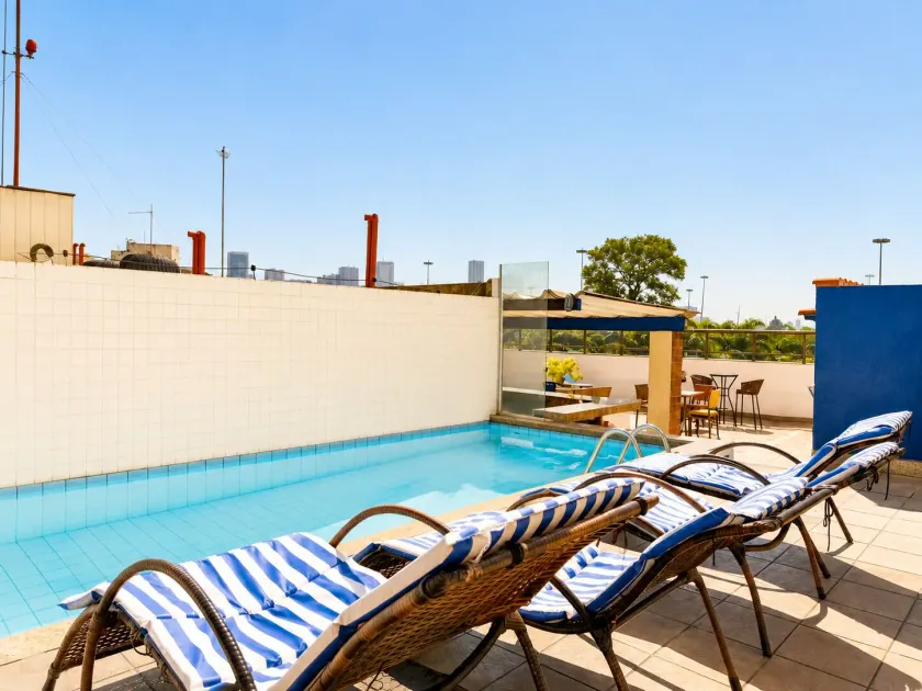 Hotel Golden Park Rio de Janeiro Aeroporto By Nacional Inn - Image 1