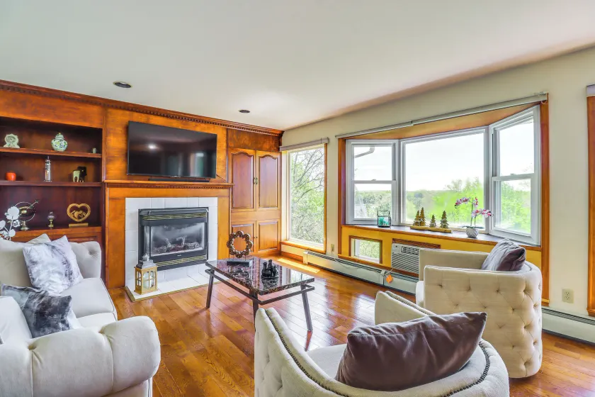Lake-view Gem w/ Game Room in Long Pond! - Image 1