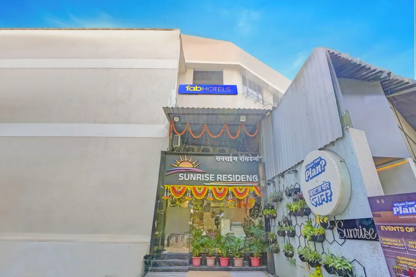 hotel Sunrise Residency International Airport - Image 1
