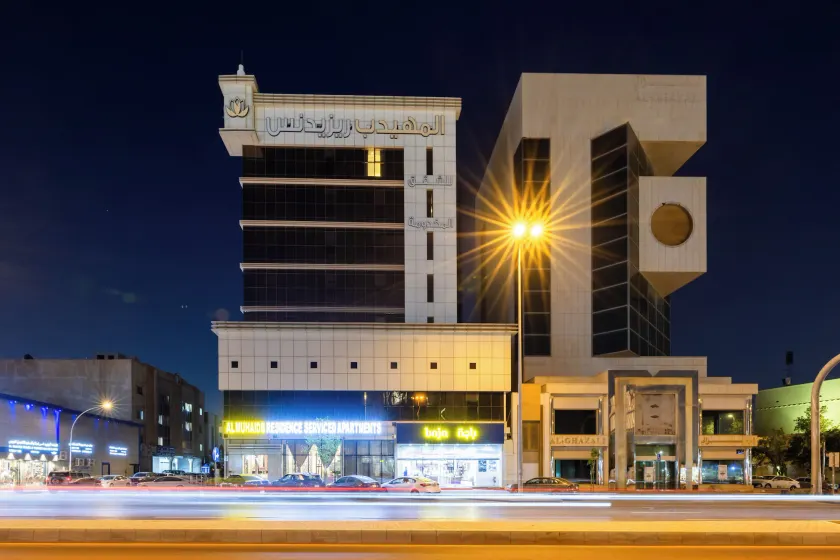 Al Muhaidb Residence Al Malaz 2 - Economic - Image 1