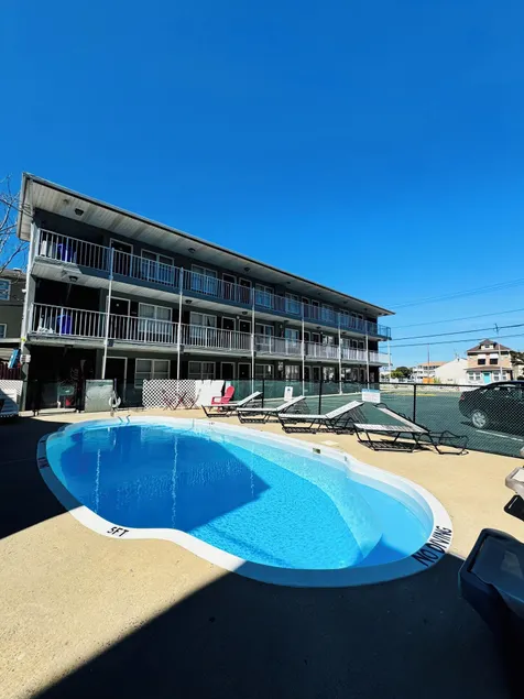 Seagem Motel and Apartments - Image 1