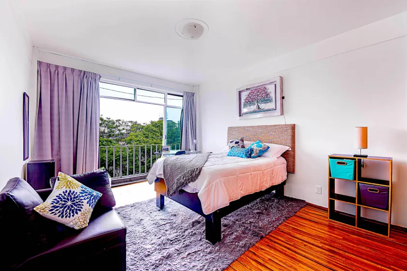 Roma Sur Apartments with Balcony - Family Friendly - Image 1