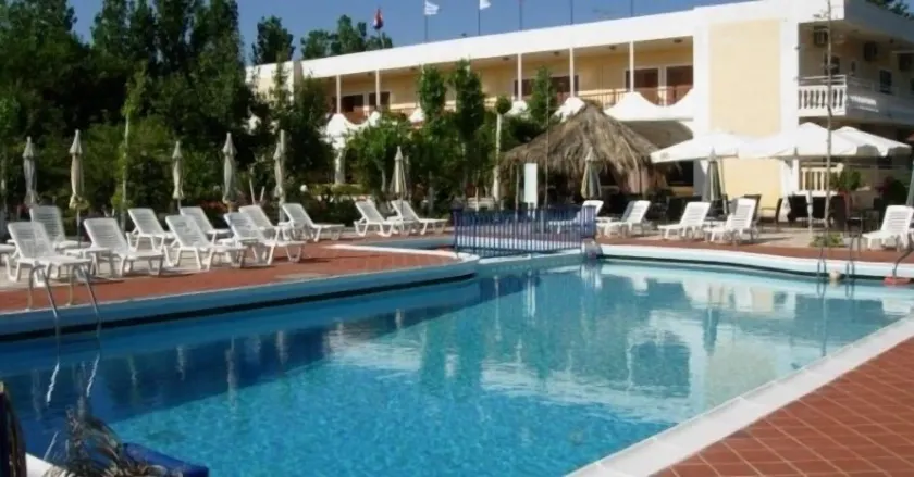 Galaxy Hotel - Image 1