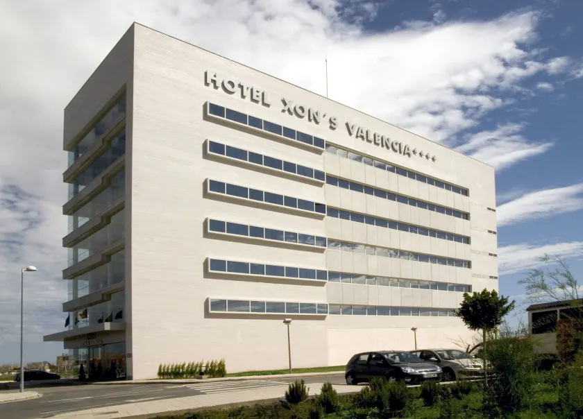 Hotel Xon's Valencia - Image 1