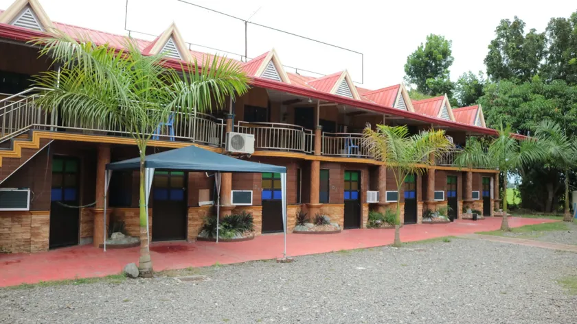 Nipa Hut Resort - Image 1