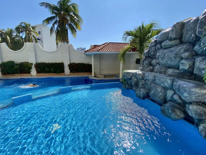 Hotel Playa de Oro - Image 1