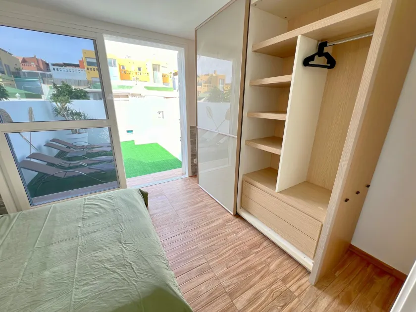 Sea View Bungalow with Communal Pool - Quarto