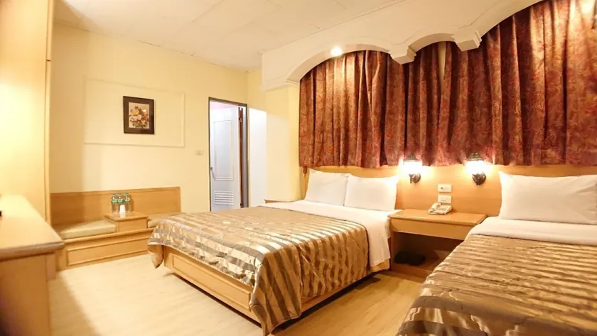 Yes Hotel - Image 1